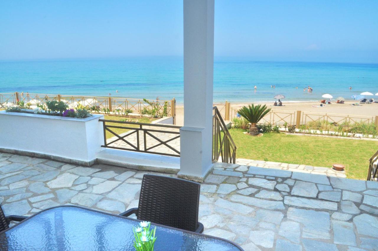 Beachfront 4-bed Luxury - Agios Gordios, Corfu, Greece