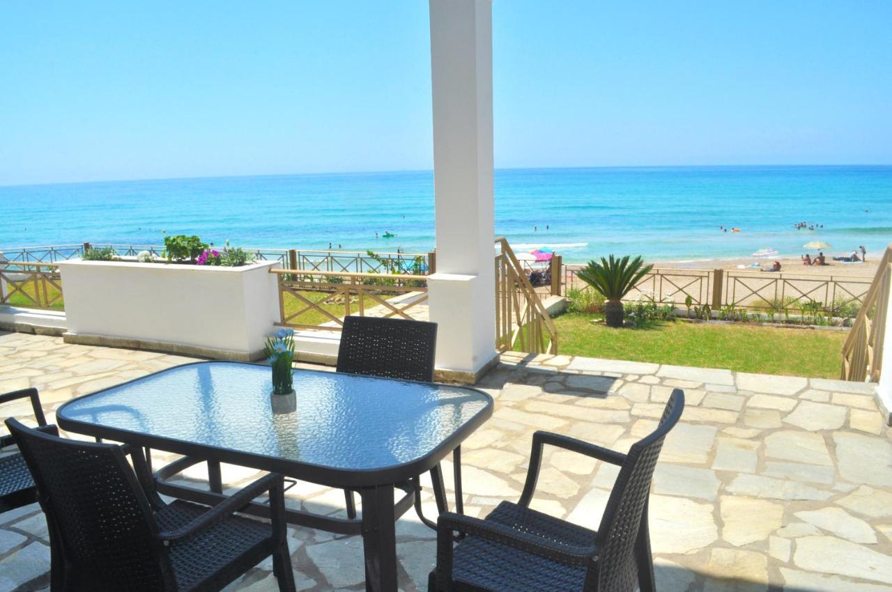 Apartment Beachfront 4-bed Luxury - Agios Gordios, Corfu, Greece *